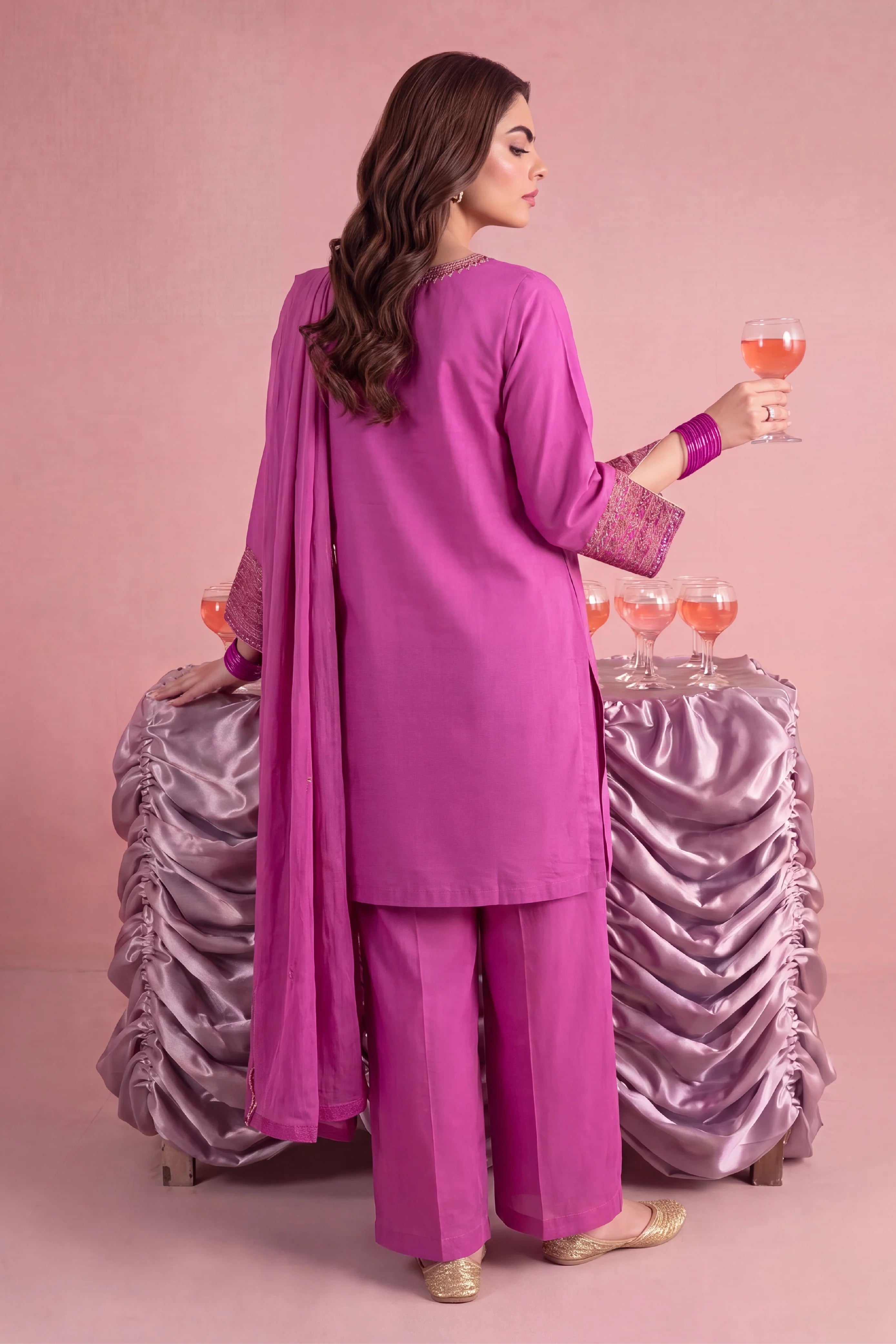 LINA PINK